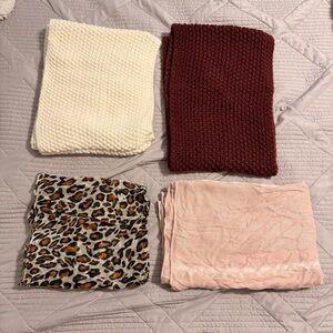 Infinity Scarf Bundle Set of 4 White and Maroon Old Navy Pink Apt. 9 and Cheetah